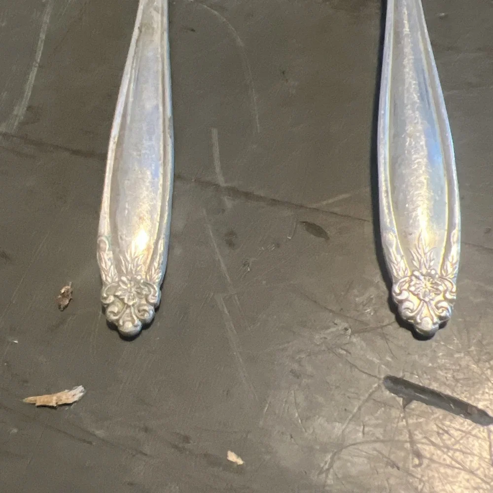 Lot of 2 Vintage ELDAN Silverplate Teaspoons – Ornate Pattern – Flatware